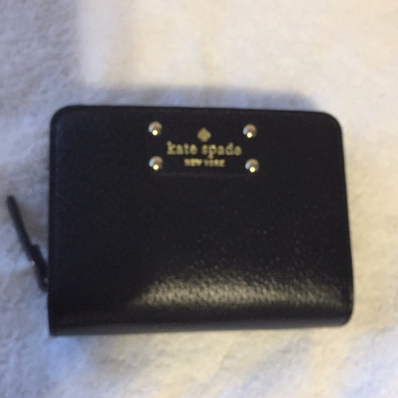 kate spade Handbags - ♠️(NEW)♠️KATE SPADE WALLET ♠️